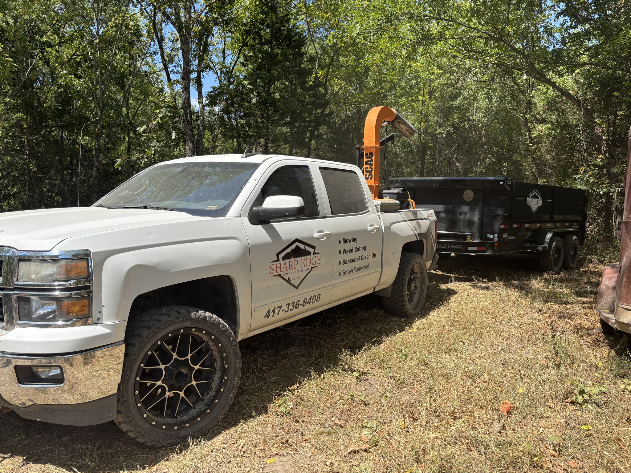 Sharp Edge Truck with Chipper